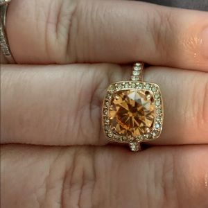 Amber/Yellow Gold Ring